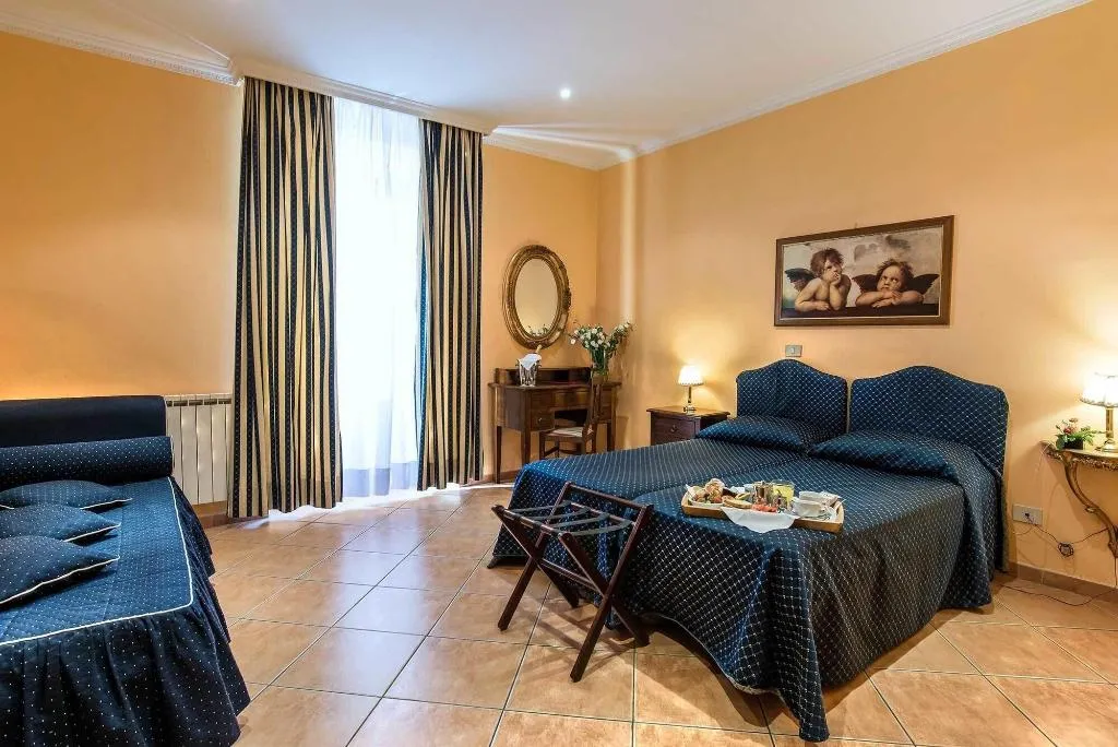 Room, Hotel Caracciolo, Naples