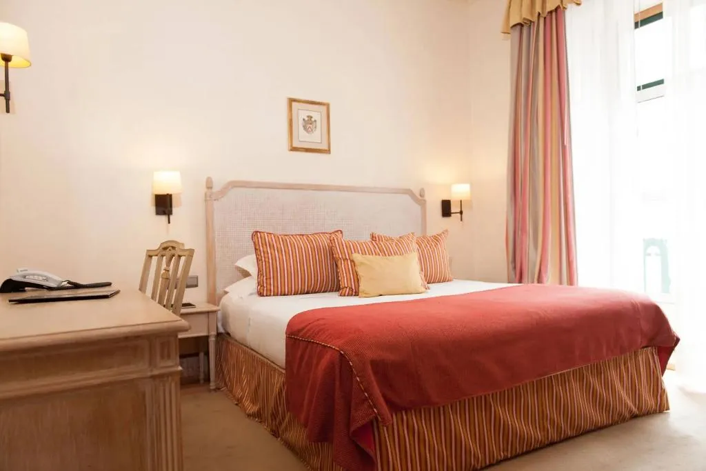 DOUBLE DELUXE Room, Real Palacio, Lisbon