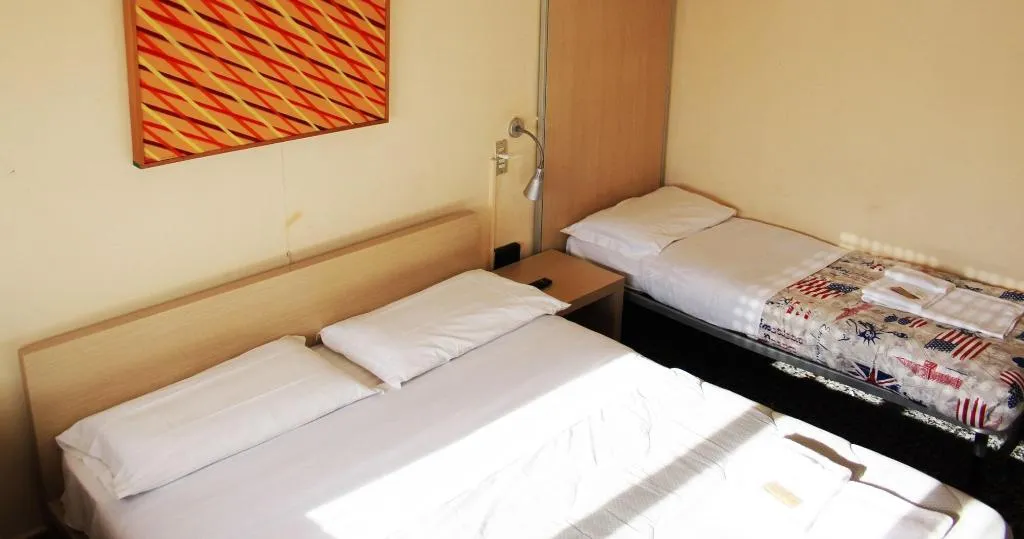 Room, Colombo Hotel & Hostel For Backpackers, Venice
