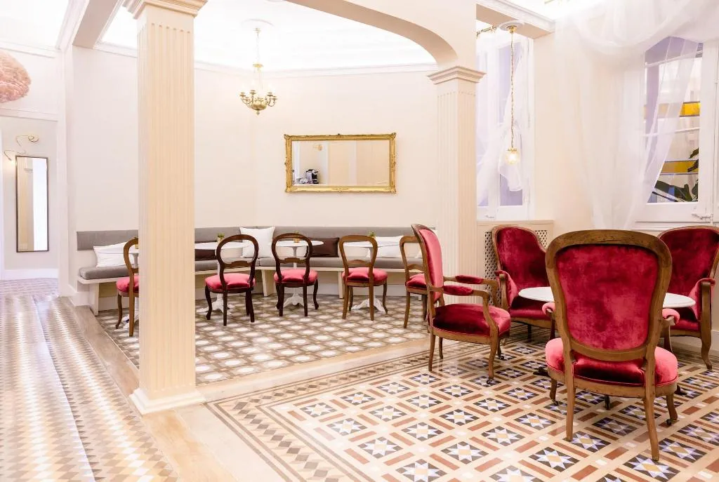 Restaurant, Anakena House Modernist Bed And Breakfast, Barcelona