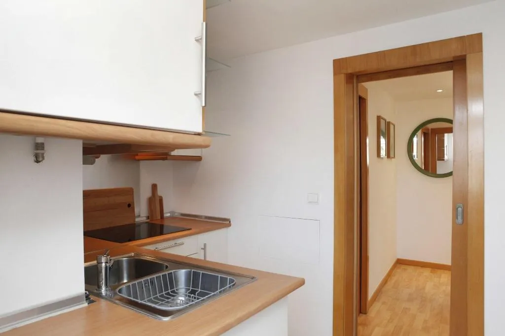 Room, Flores Guest House, Lisbon