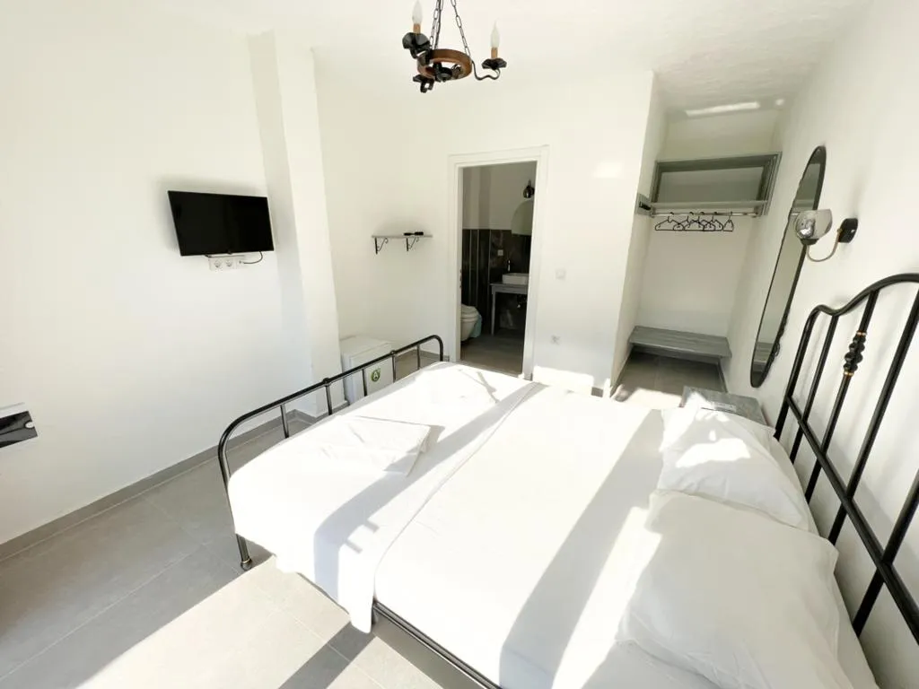 Room TWO BEDS Room, Gönülhan Otel Alaçatı, Izmir