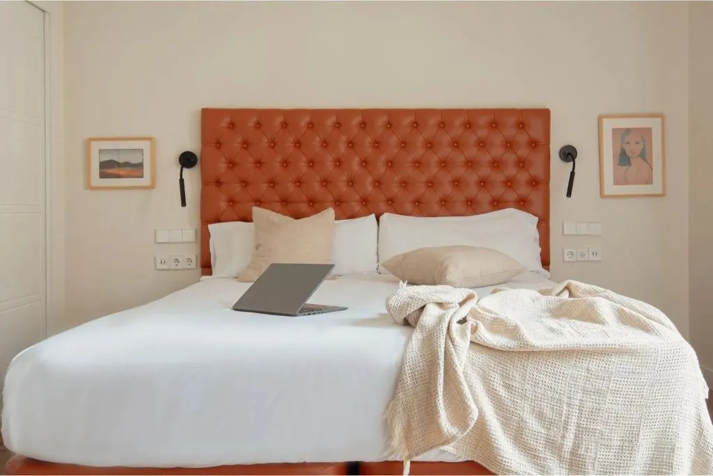 APARTMENT DELUXE ONE BEDROOM Room, Libere Madrid Malasaña, Madrid