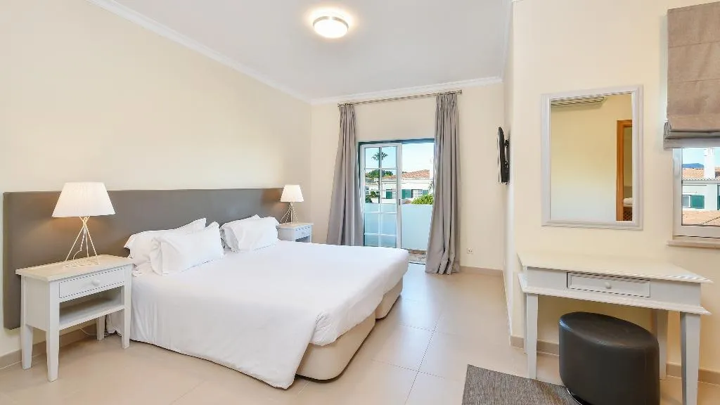 TOWNHOME SUPERIOR TWO BEDROOMS Room, Martinhal Quinta  Do Lago Family Resort, Algarve
