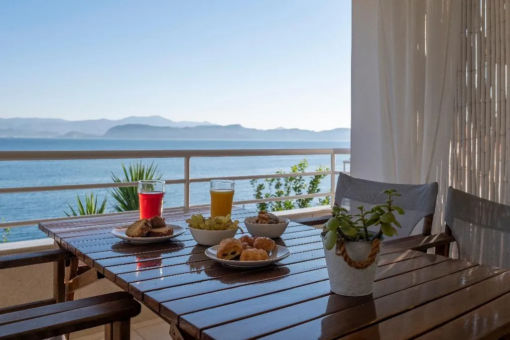 APARTMENT SEA VIEW Room, Meli Apartments & Villas, Kalamata