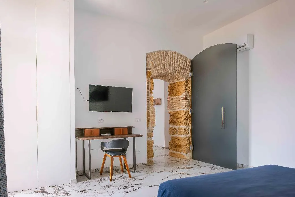 APARTMENT DELUXE ONE BEDROOM Room, Hotel Exclusive, Catania