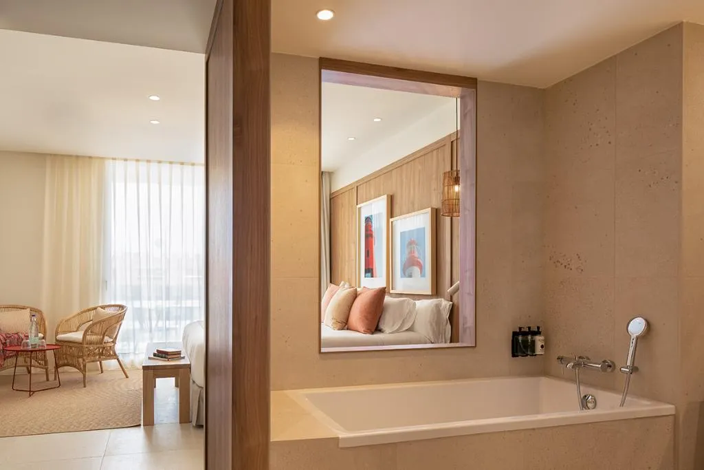 SUITE PENTHOUSE Room, Atzavara Hotel Spa, Costa Brava