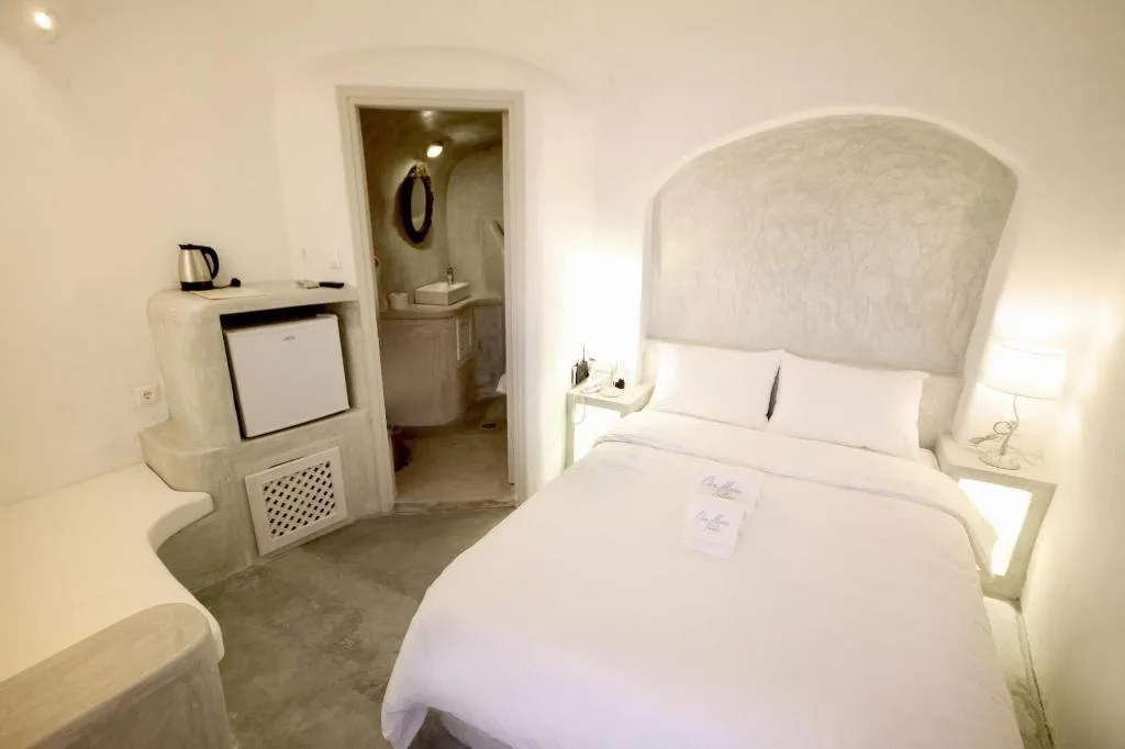 Room, Oia Mare Villas, Santorini