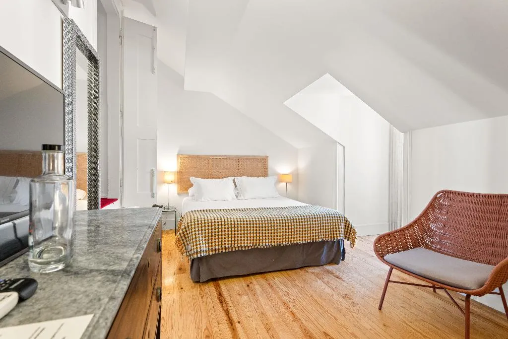 DOUBLE ONE BEDROOM ONE BATHROOM Room, Tesouro Da Baixa By Shiadu, Lisbon