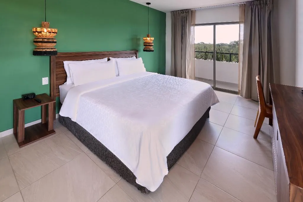 DOUBLE WITH VIEWS Room, Holiday Inn Tulum Downtown, Cancun Area