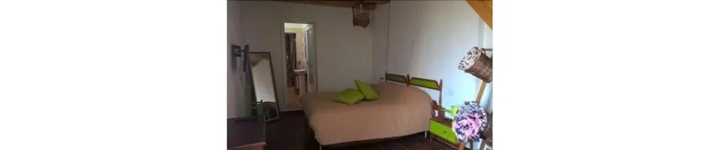 Room, B&B PompeiLog, Naples
