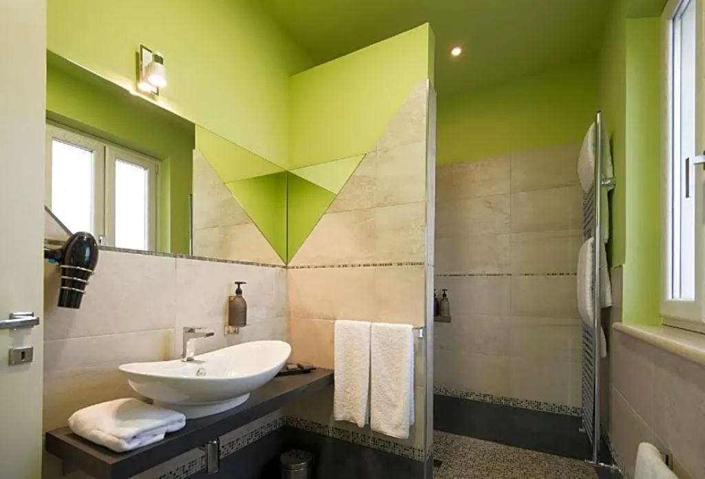 Room, Halex Room&food, Rome