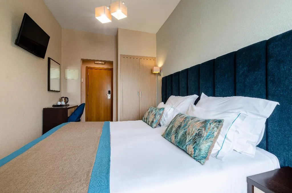Double or Twin STANDARD Room, DAH Dom Afonso Henriques, Lisbon