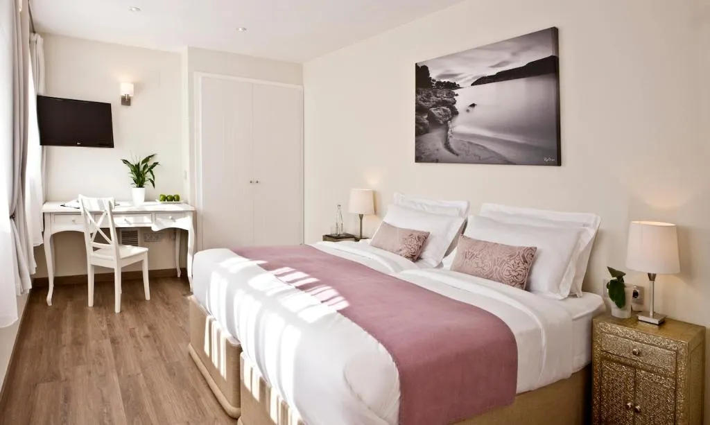 Double or Twin STANDARD Room, Boutique Hotel Can Pico, Costa Brava