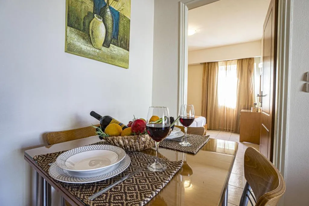 Room, Helios, Crete