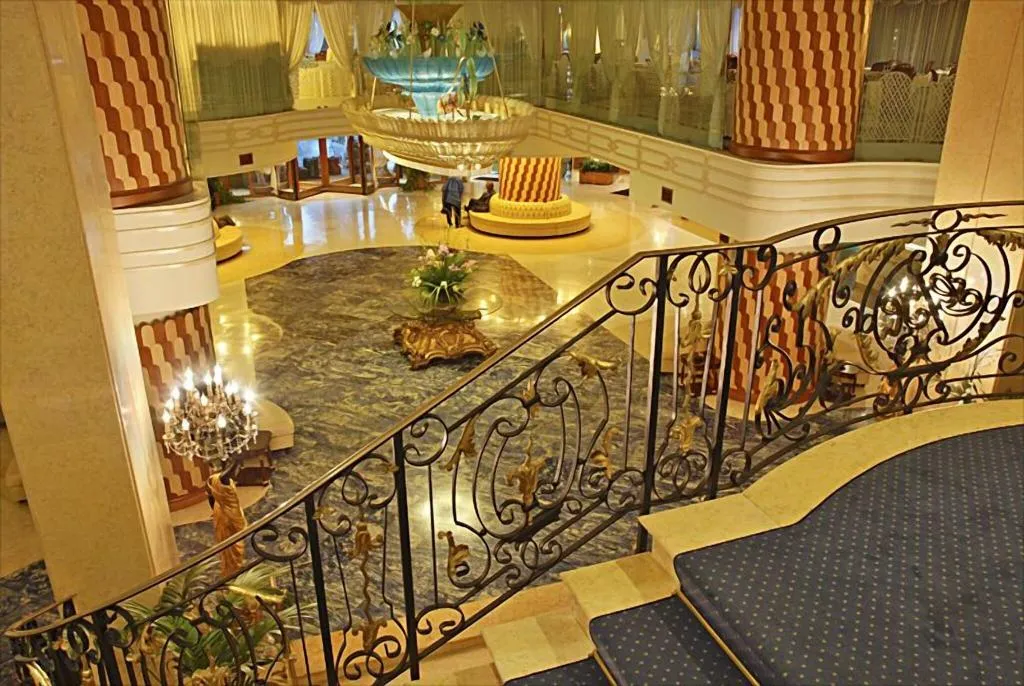 Lobby, Grand Hotel La Pace, Naples