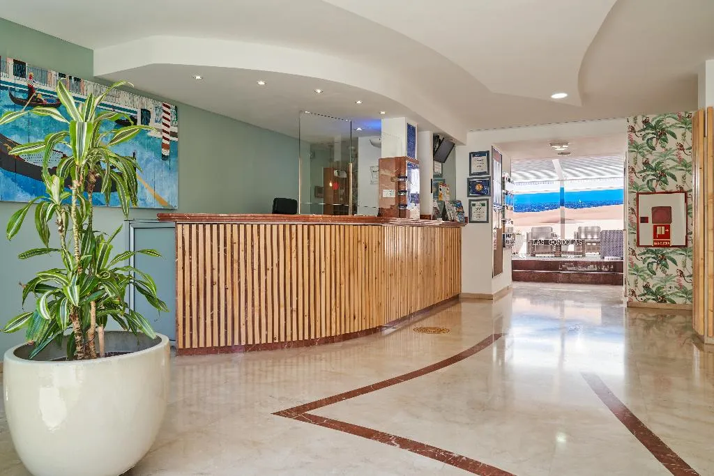 Lobby, Las Gondolas, Gran Canaria