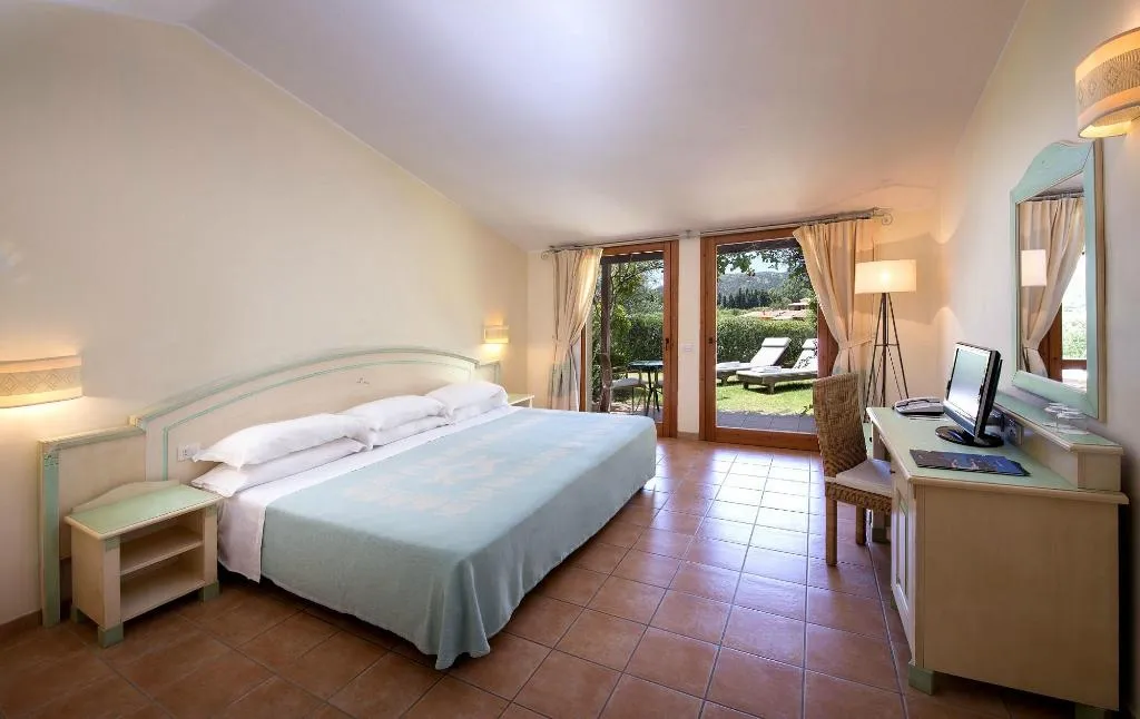 DOUBLE GARDEN VIEW Room, Veridia Resort, a member of Radisson Individuals, Cagliari