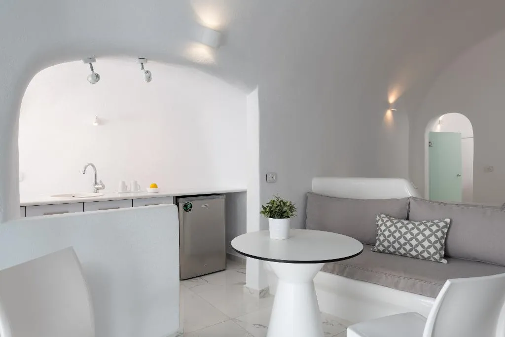 SUITE SUPERIOR Room, White Concept Caves, Santorini