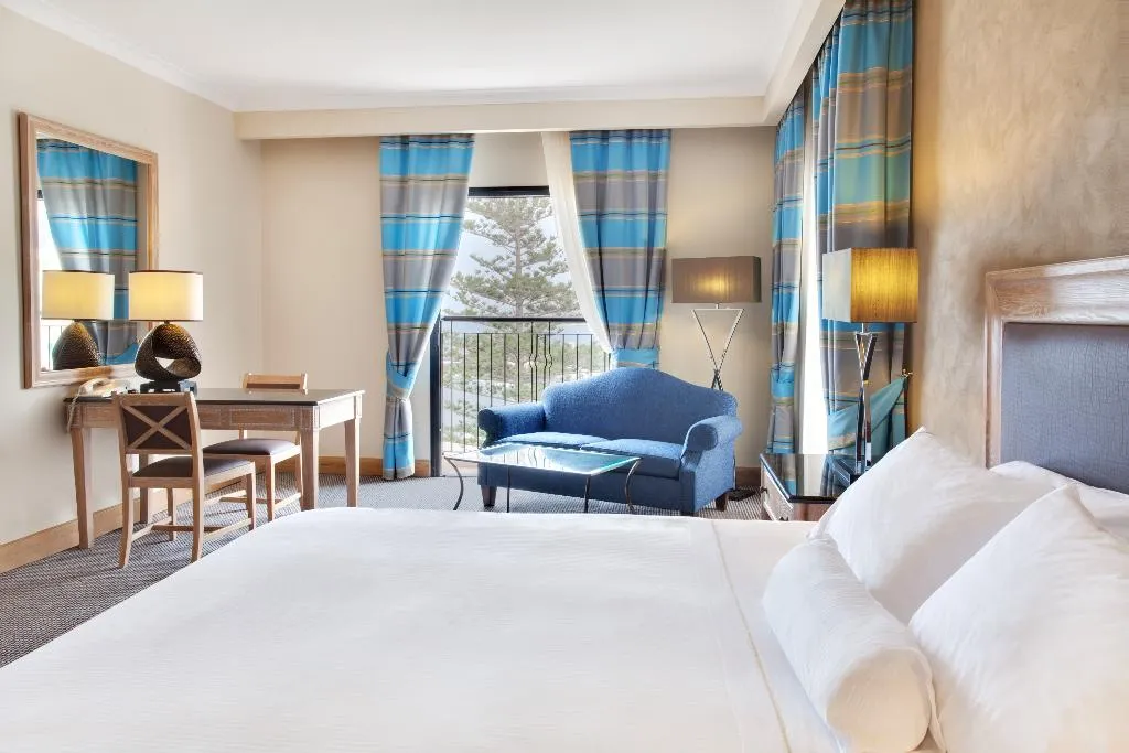 Room, Westin Dragonara Resort, Malta