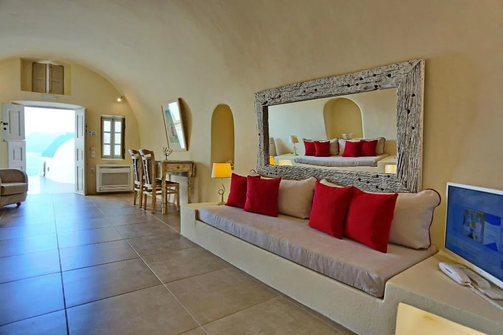 CAVE SEA VIEW HONEYMOON Room, Oia Mare Villas, Santorini