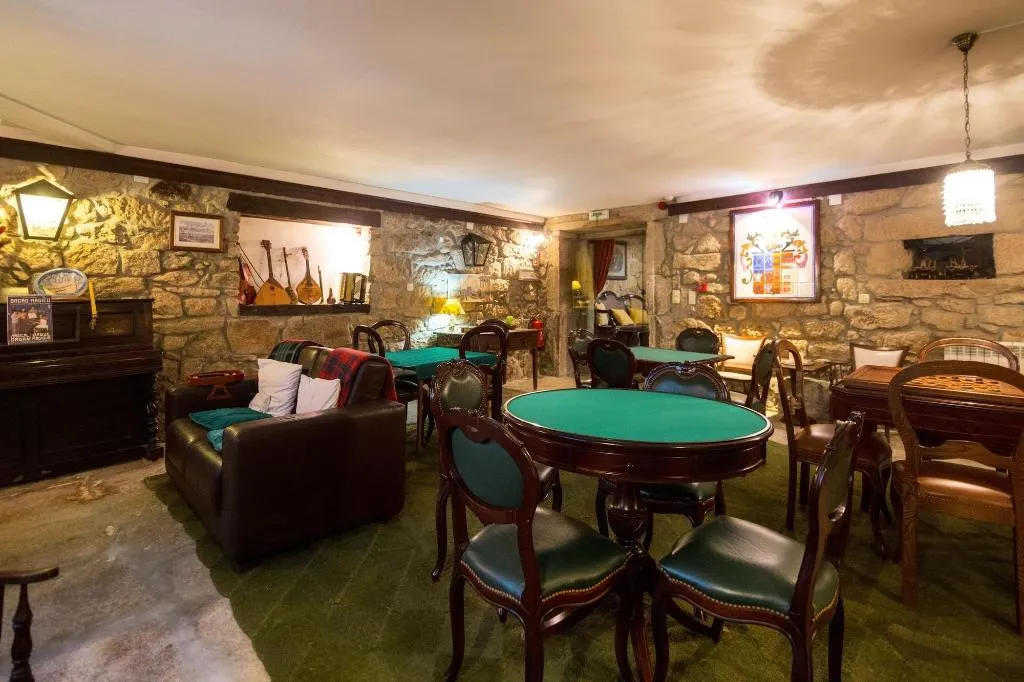 Sports and Entertainment, Casa do Redondo, Porto