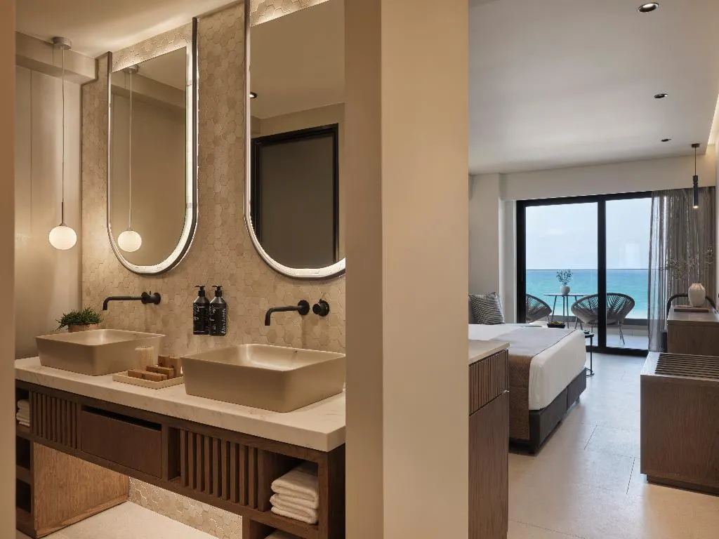 DOUBLE DELUXE SEA VIEW Room, Rocca A Mare Heraklion - Handwritten Collection, Crete