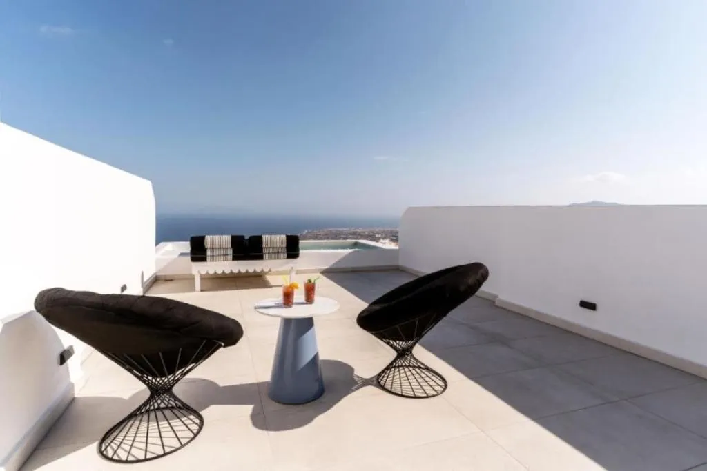 SUITE DELUXE Room, Cresanto Luxury Suites Santorini, Santorini