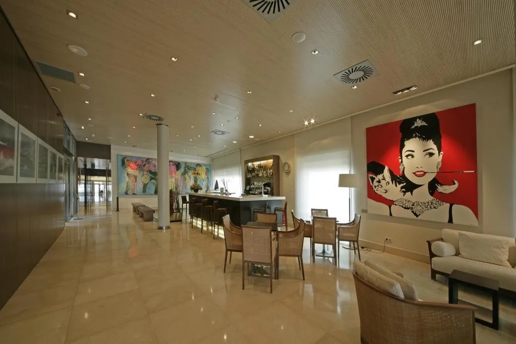 Lobby, Neptuno, Valencia