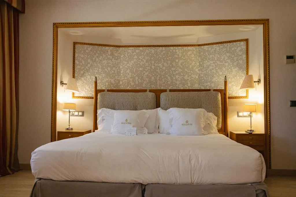 SUITE GARDEN VIEW Room, Las Dunas Grand Luxury Hotel, Costa Del Sol