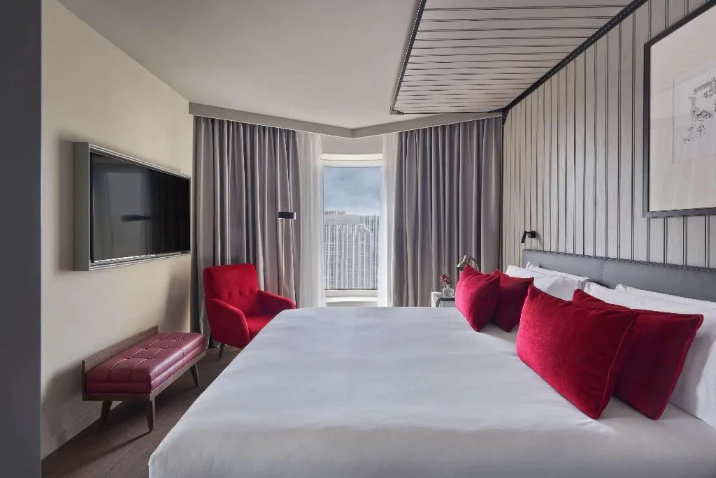 Room, Canopy by Hilton Madrid Castellana, Madrid