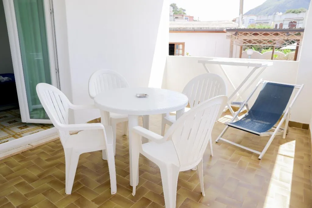 DOUBLE SUPERIOR Room, Cesotta, Naples