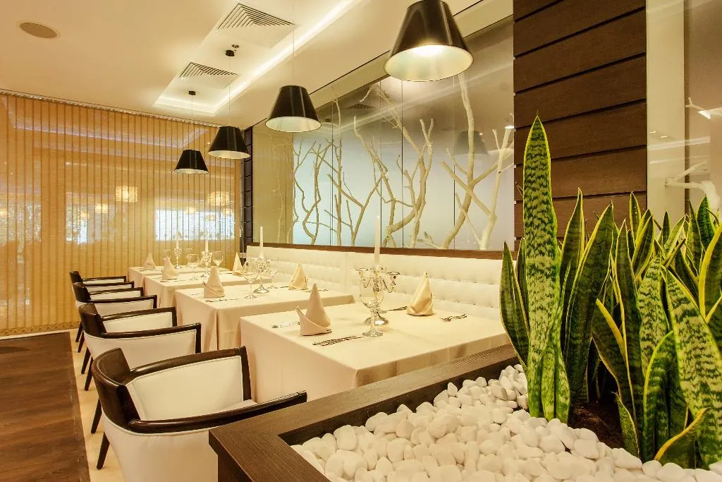 Restaurant, International Hotel Casino & Tower Suites, Varna