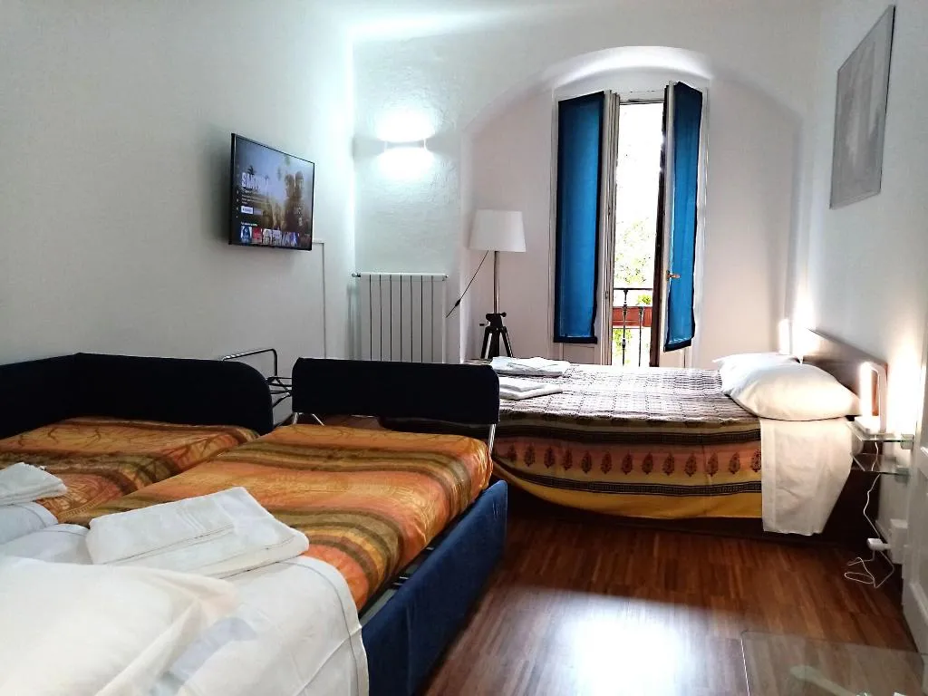 Room, Room Inn, Milan