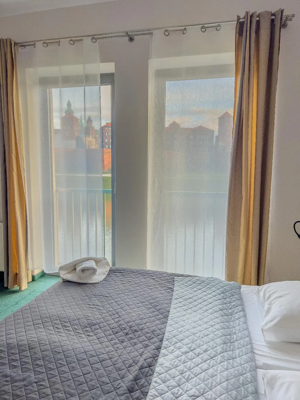 Double or Twin RIVER VIEW Room, Poleski, Krakow
