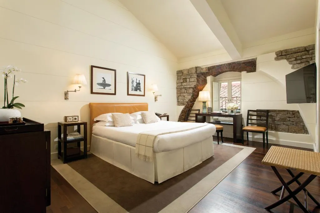 Room, Gallery Art Hotel, Florence
