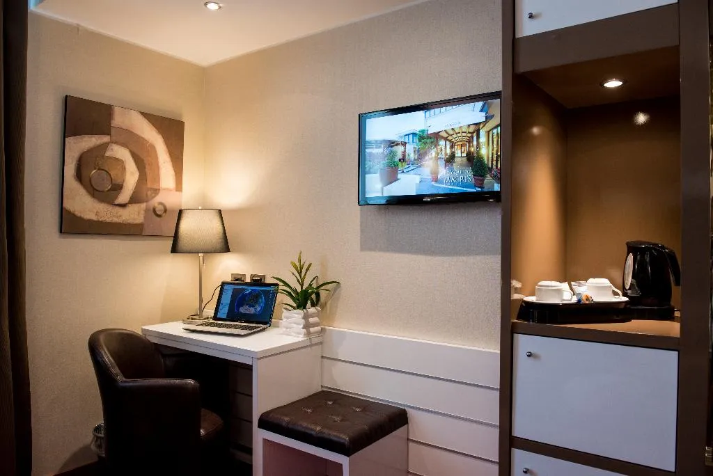 Room, Magris Hotel, Naples