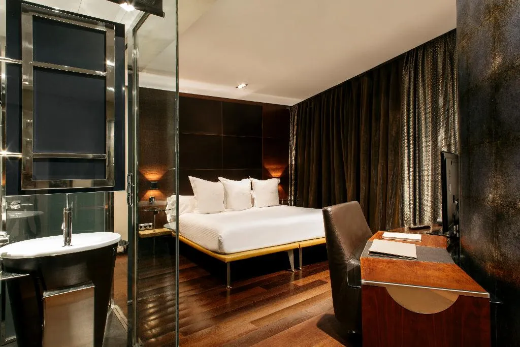 SUITE STANDARD Room, Urban, Madrid
