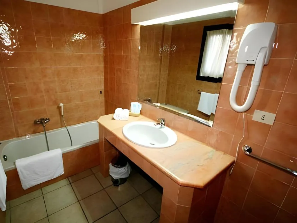 Room, Hotel Moderno Olbia, Olbia