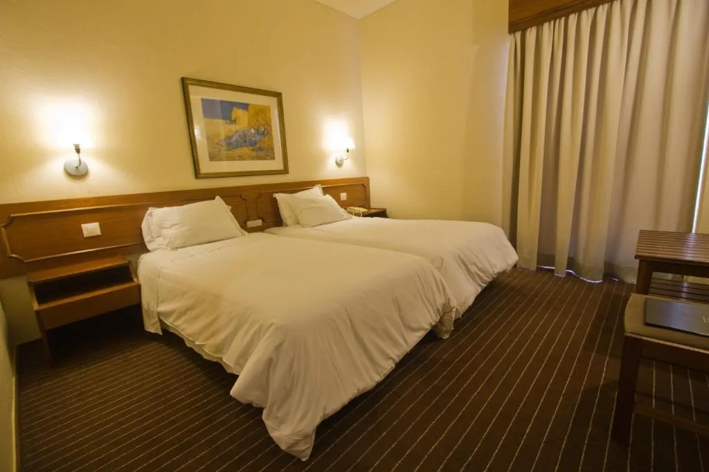 SINGLE STANDARD Room, Girassol Suite Hotel, Madeira