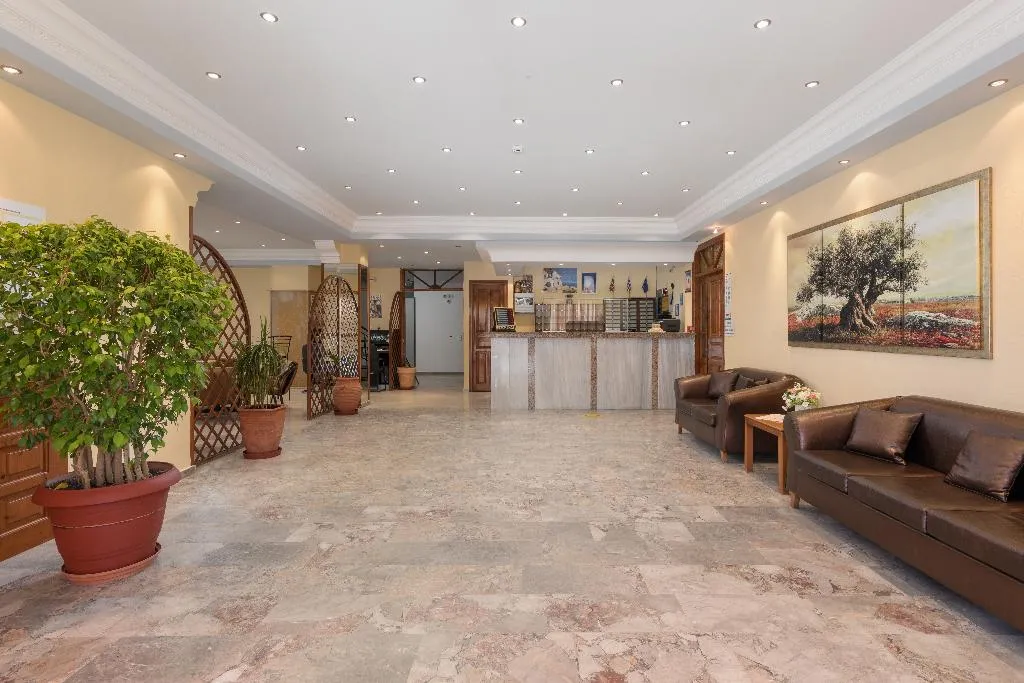 Lobby, Lefkimi, Corfu