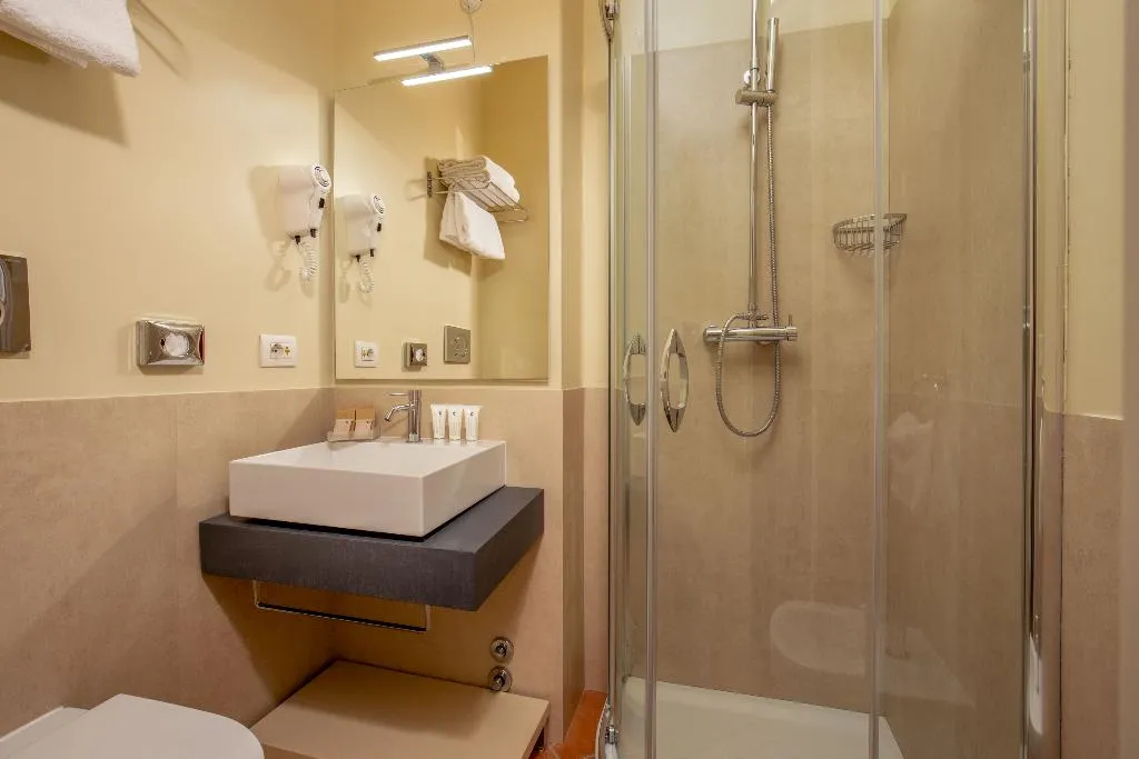SINGLE STANDARD Room, Mozart, Rome
