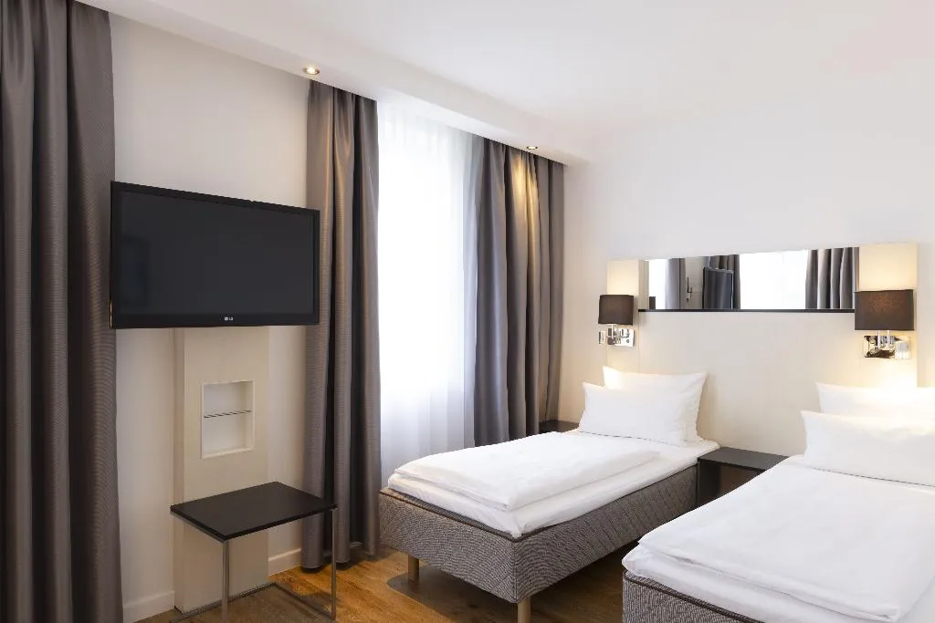 DOUBLE SUPERIOR Room, Scandic Berlin Kurfürstendamm, Berlin