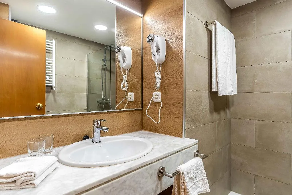 APARTMENT CAPACITY 2 Room, Aparthotel Bertran, Barcelona