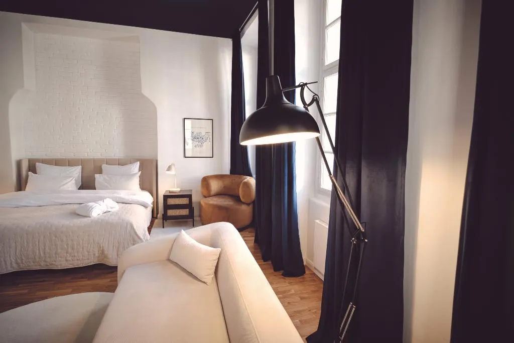 DOUBLE DELUXE KING BED Room, Domus Balthasar, Prague