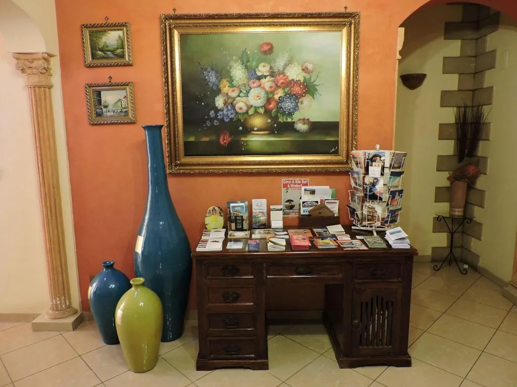 Lobby, Concordia, Palermo