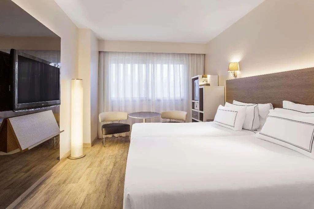 Double or Twin STANDARD Room, Melia Lebreros, Seville