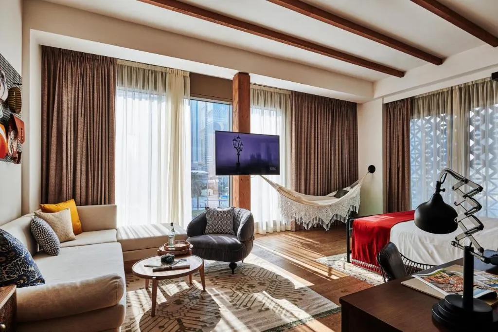 DOUBLE KING SIZE BED Room, 25hours Hotel Dubai One Central, Dubai