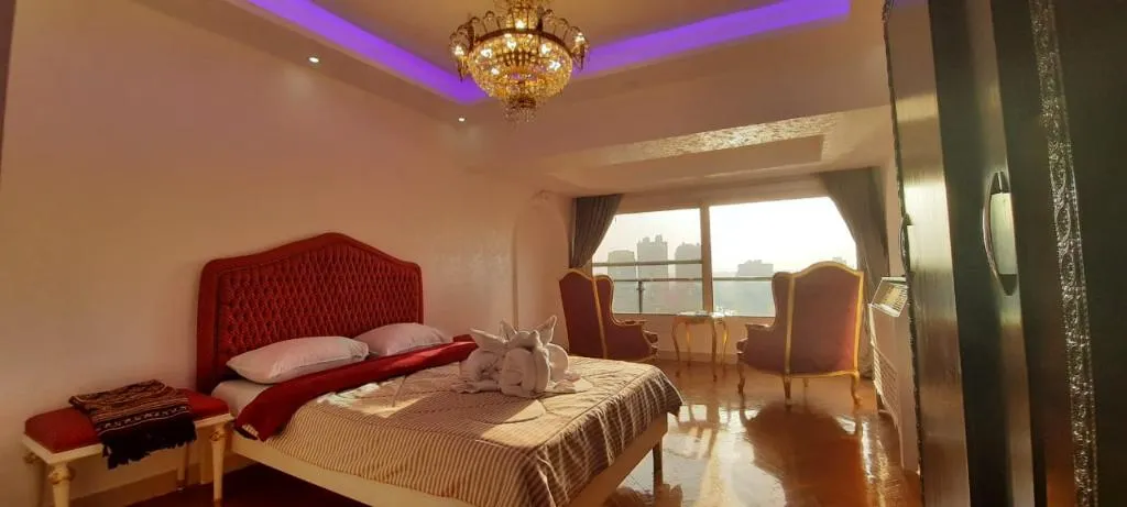 Room, Nile Sky Hotel and Suites, Cairo