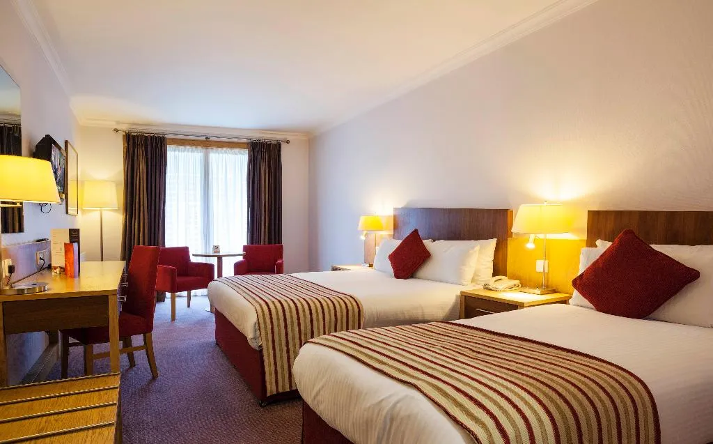 DOUBLE STANDARD Room, Clayton Hotel Cardiff Lane, Dublin